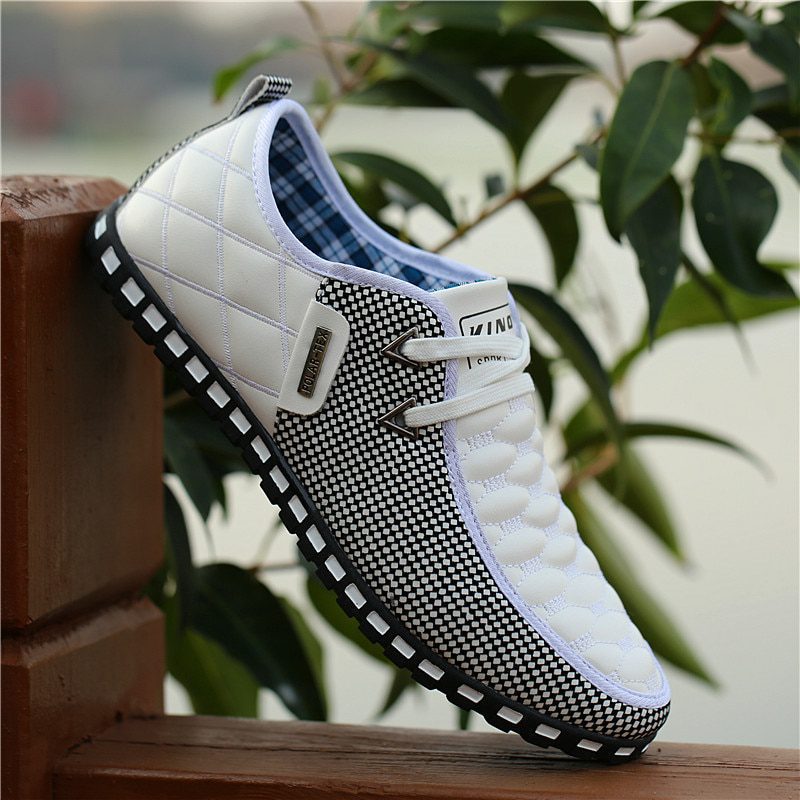 Men Leather Shoes Autumn Men's Casual Shoes Breathable Light Weight White Sneakers Driving Shoes Pointed Toe Business Men Shoes
